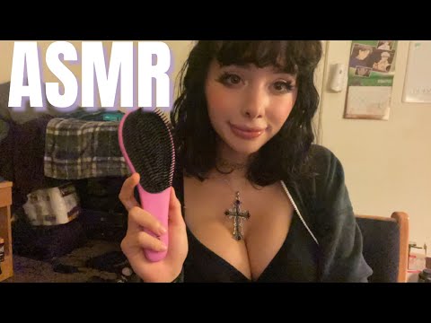 ASMR | ✨💗Brushing your hair while whispering