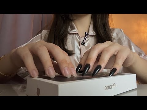 [ASMR] Tapping and scratching w/ natural & long nails 💅🏻 no talking