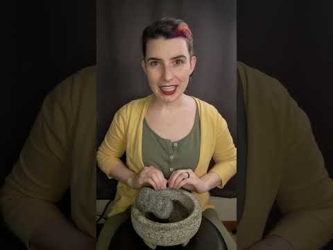 Seasoning a molcajete (ignore my cat screaming in the background, she hated being left out) #asmr