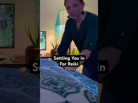 Settling you in for you Reiki session. #oddlysatisfying #asmrvideos #reikiusui #healingvibrations