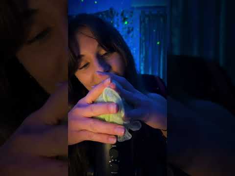 ASMR frissons | 2 minutes de massage avec cette fleur de douche 🧼 🌸 #asmr #relax #france #massage