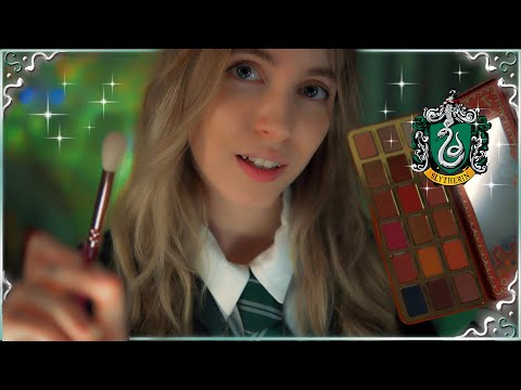 ASMR Tu AMIGA de Slytherin te MAQUILLA y PEINA 🎄🎁【Atención Personal】RP