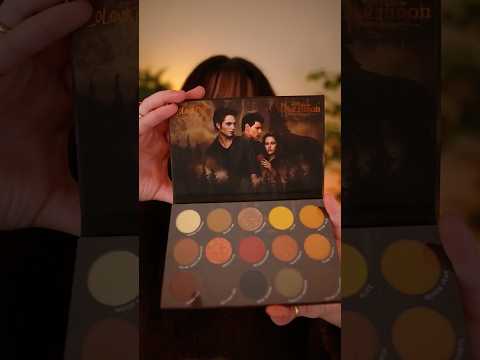 Doing your makeup with the NEW MOON pallet 🌕🐺🍂 #asmr #tingles