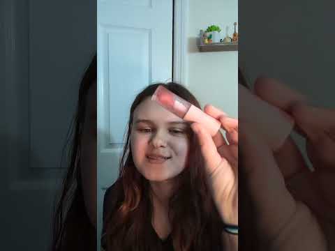 Changing out my #makeup bag - pt. 17 lip gloss #asmr