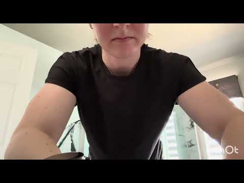 ASMR MOUTH SOUNDS & TAPPING