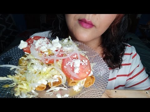 ASMR Video de saluditos Comiendo flautas 😃