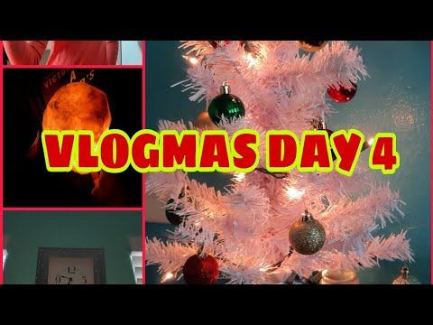 ASMR- Room Tour • Vlogmas Day 4