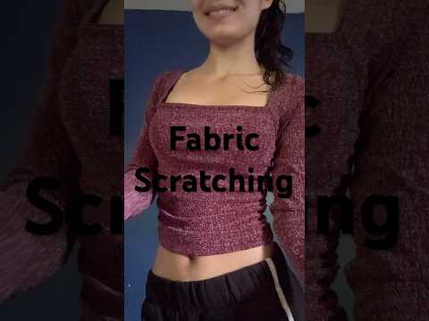 Scratching on my sparkly top!🧚