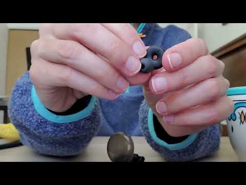 show and tell - energy gels, loop earplugs, crochet