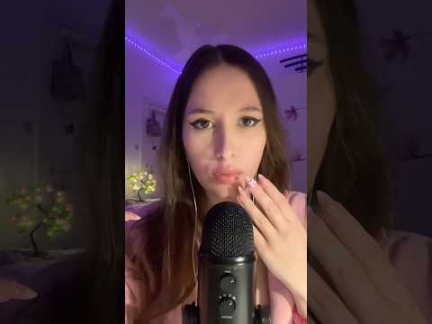 ASMR de + en + freestyle ici 👀✨😅 #asmr #mouthsounds #jeuderole #comique
