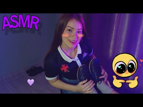 ASMR NAMORADA CUIDANDO DE VOCÊ DEPOIS DO FUTEBOL⚽ (atenção pessoal,massagem e conversa) - Ruiva ASMR