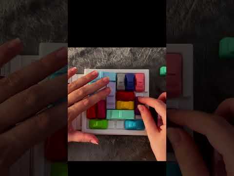 A game of Traffic Jam / Rush hour #asmr #whispers #puzzle #satisfying #asmrvideo #asmrsounds
