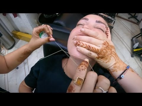 Veloz mujer india depila mis cejas y mentón con hilo 🧵🇮🇳 *Sin dolor* 😁