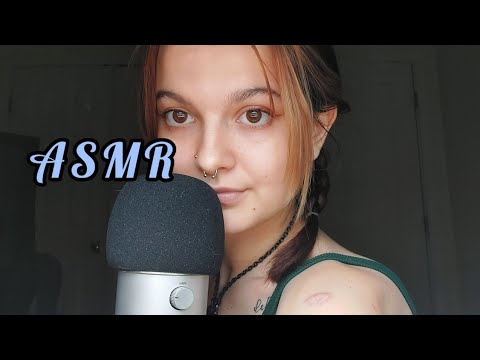 ASMR Whisper Ramble W/ Hand Movements🫶🏻