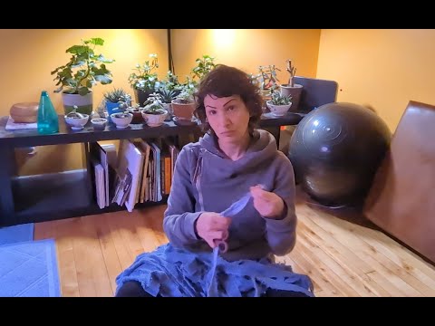 ASMR - Ripping Fabric - Tearing Towel Material - Wrapping & Fluttering Triggers - Sound Effects Only