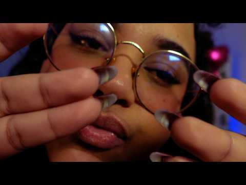 ASMR SONS DE BOCA BEM PERTINHO DA CAMERA COM HAND MOVEMENTS