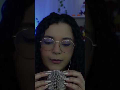 ASMR Unha no microfone