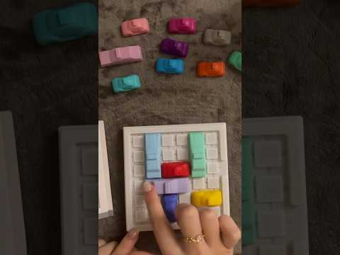 A game of Traffic Jam / Rush hour #asmr #whispers #puzzle #satisfying #asmrvideo #asmrsounds