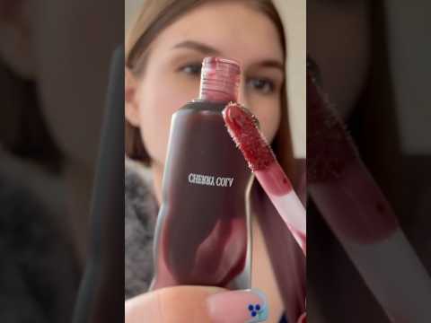 ASMR with lip gloss 👄  #asmr #lipcombo #lipgloss