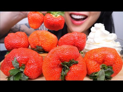 GIANT STRAWBERRY + WHIPPED CREAM (ASMR EATING SOUNDS) NO TALKING | SAS-ASMR