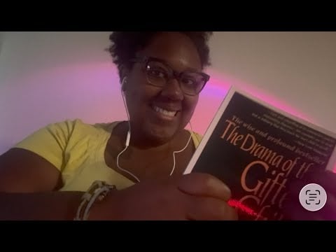 ASMR Book gripping + tapping 