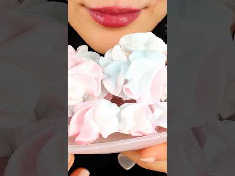 Weird sound of meringue cookies ASMR