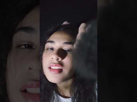 ASMR PASSANDO BATOM EM VOCÊ!#asmr #relax #shorts #short #asmrvideo #viral #sonsdeboca #fyy #eu #sons