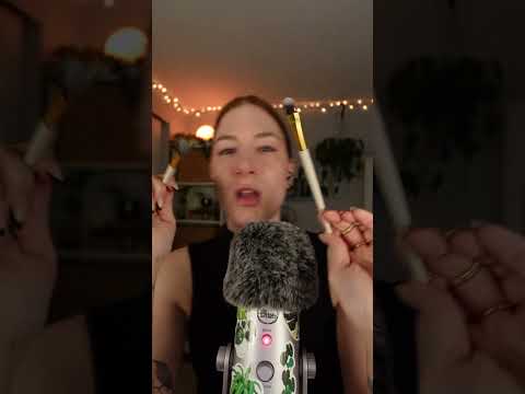 2 little brushes #asmr #shorts