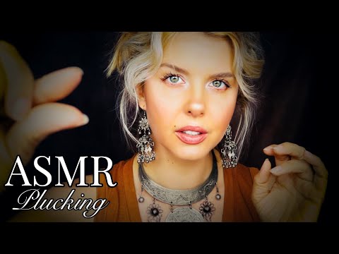 ASMR Plucking Mental Fog/Deep Energetic Clearing/Soft Spoken Ear to Ear Reiki Healing Session