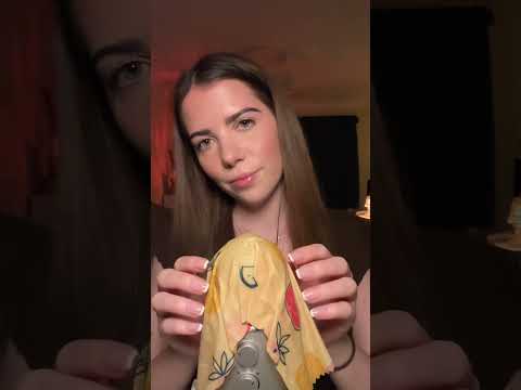 Beeswax wrap ASMR #asmr #relax #asmrrelaxation #tingles #triggersforsleep #relaxationtechniques