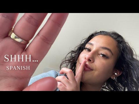 ASMR~ Putting you to sleep in Spanish 💤