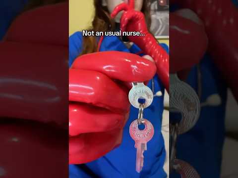 Not an usual nurse… #keyholder #latexnurse