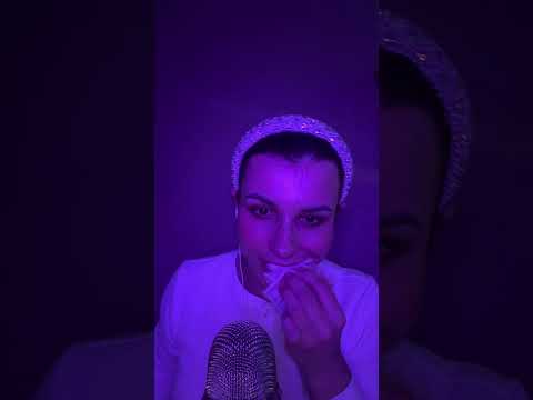 Squishy Waffle ASMR #asmr #visualtingle #mukbang #tingles