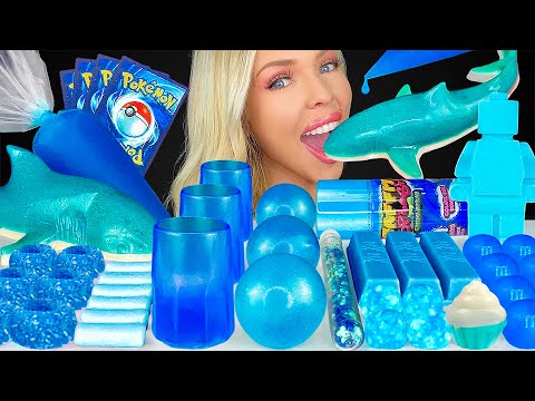 ASMR BLUE FOODS MUKBANG, EDIBLE POKEMON CARDS, BLUEBERRY MUFFIN KIT KAT, BLUE RAZZ SOUR CANDY 먹방