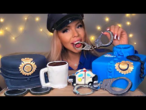 ASMR EDIBLE HANDCUFFS, POLICE HAT, WALKIE TALKIE, POLICE CAR SANDWICH COOKIE, SUNGLASSES MUKBANG 먹방