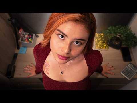 Eres el favorito de la Esposa de tu Jefe... Hará algo por ti está noche? ASMR