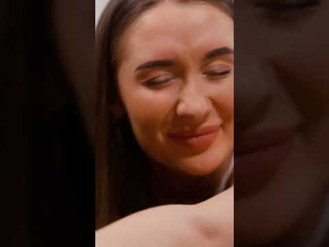 Amazing double chiropractic adjustments and stretching for Christina #chiropracticadjustments