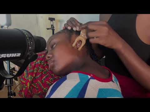 SATISFYING EAR CLEANING AND MASSAGE, DEEP EAR CLEANING FOR THOSE WHO NEED SLEEP NOW