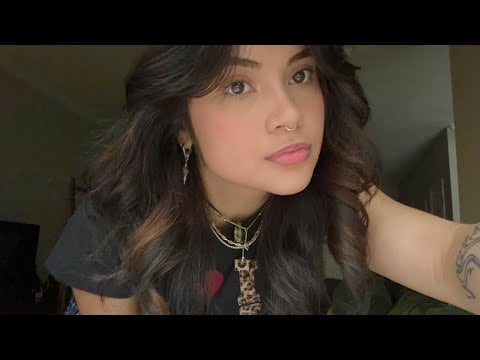 ASMR | The Softest Kisses + Om Noms Sounds 
