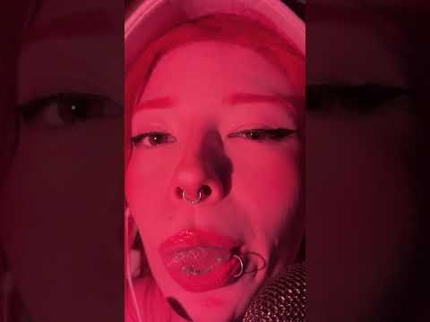 #asmr #lollipop #mouthsounds #egirl