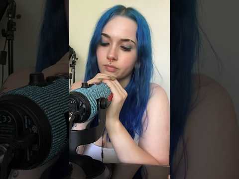 crinkles… i love crinkles 😍 #asmr #crinkles #asmrcrinkles #shorts