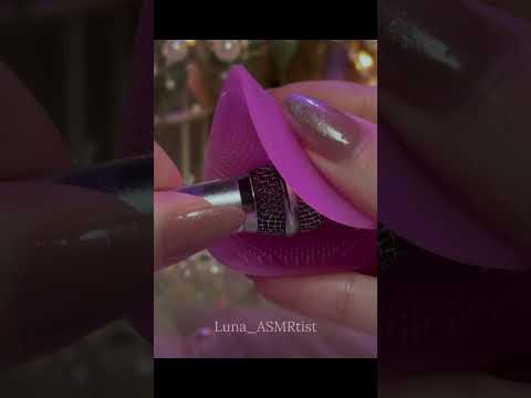 ASMR Does this little microphone give you the tingles?🎤🤤 #asmr #relaxing #notalkingasmr