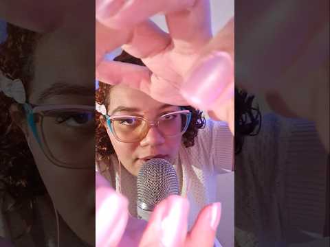 massageando seu cérebro 😍 #asmr #relax #asmrcameratapping #asmrcameratouching #asmrpersonalattention