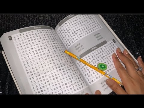 ASMR FAZENDO CAÇA PALAVRAS (com chiclete). 