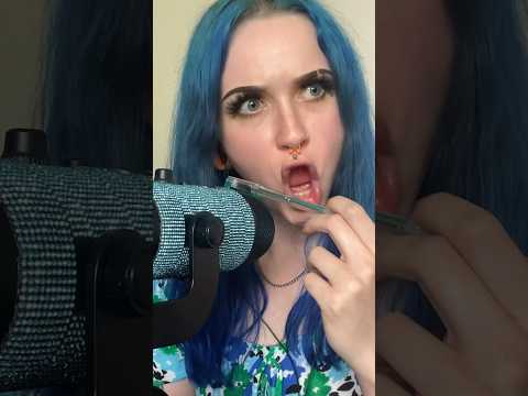 a force took over me 🤣 #asmr #asmrsounds #micrubbing #asmrmicrubbing #weirdsounds