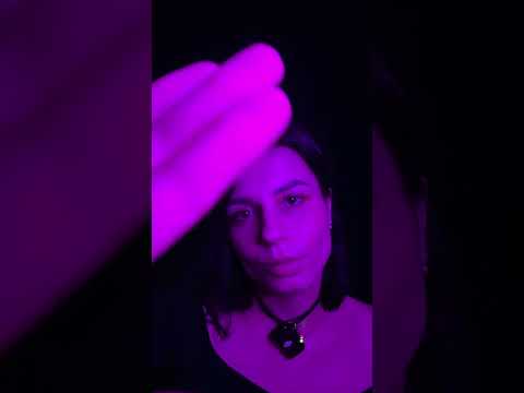 spit painting - face tracing  #asmr #relax #asmrtingles #spitpainting
