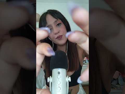 toco tú carita con mucho cariño y amor 💖 #asmr #mouthsounds #relax #asmrenespañol
