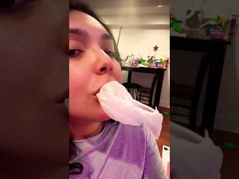 BUBBLE ASMR | blowing bubble gum tapping popping sounds #asmr #bubblegum