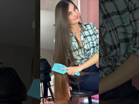 Pink or blue hairbrush? #longhair #ingashasmr #hairvideo