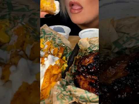 WingStop wings #shorts #asmr #asmrsounds #wingstop